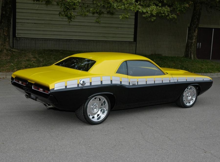  Dodge Foose Design 70 Challenger 2006 года  (фото 3 из 5)